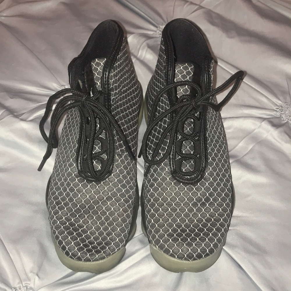 Nike Jordan Horizons Size 6 (4Y) Black/White